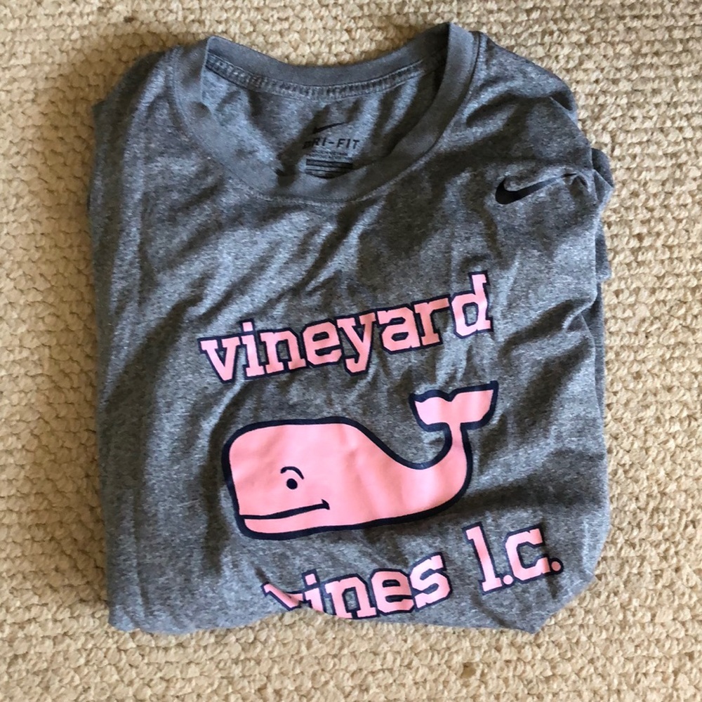 Vineyard Vines Dri-Fit Nike Tshirt